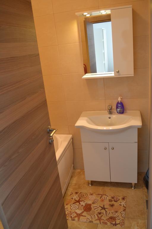 Apartament Antonia Summerland Mamaia Buitenkant foto