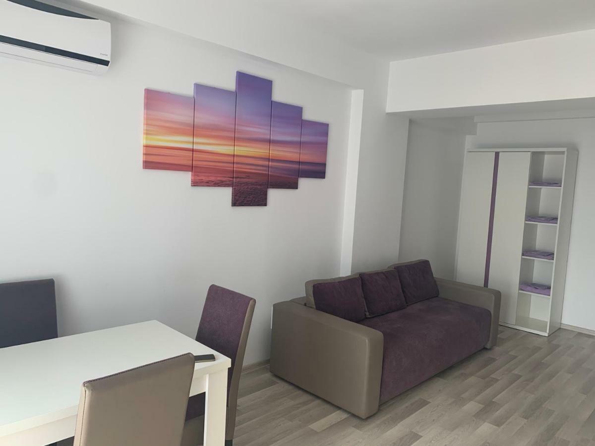 Apartament Antonia Summerland Mamaia Buitenkant foto